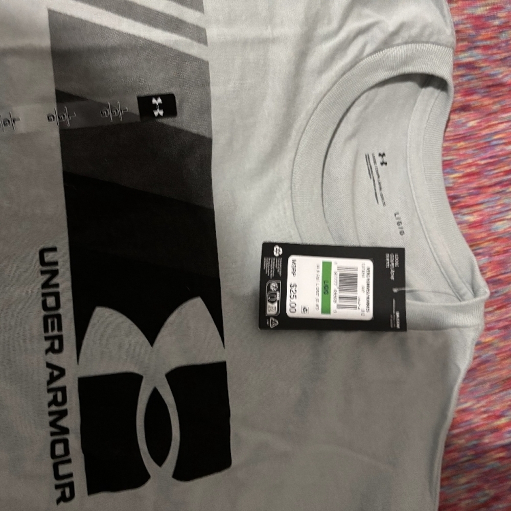 Under Armour Gray T-Shirt with Black Logo